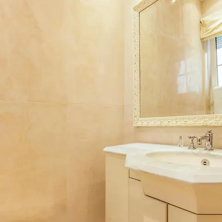 7 Bedroom Cozy In Semesterbostad Málaga