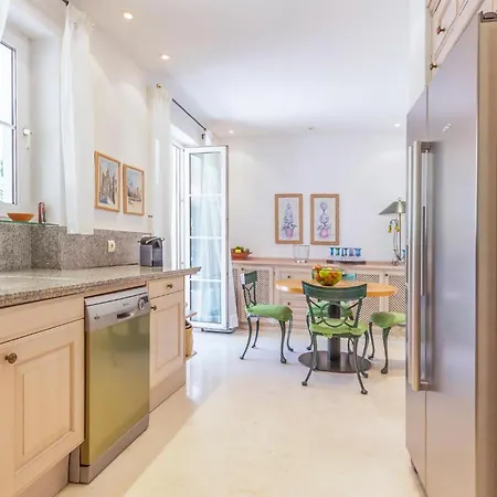 7 Bedroom Cozy In *